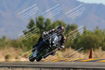 media/Nov-06-2022-SoCal Trackdays (Sun) [[208d2ccc26]]/Turn 7 Set 2 (1050am)/